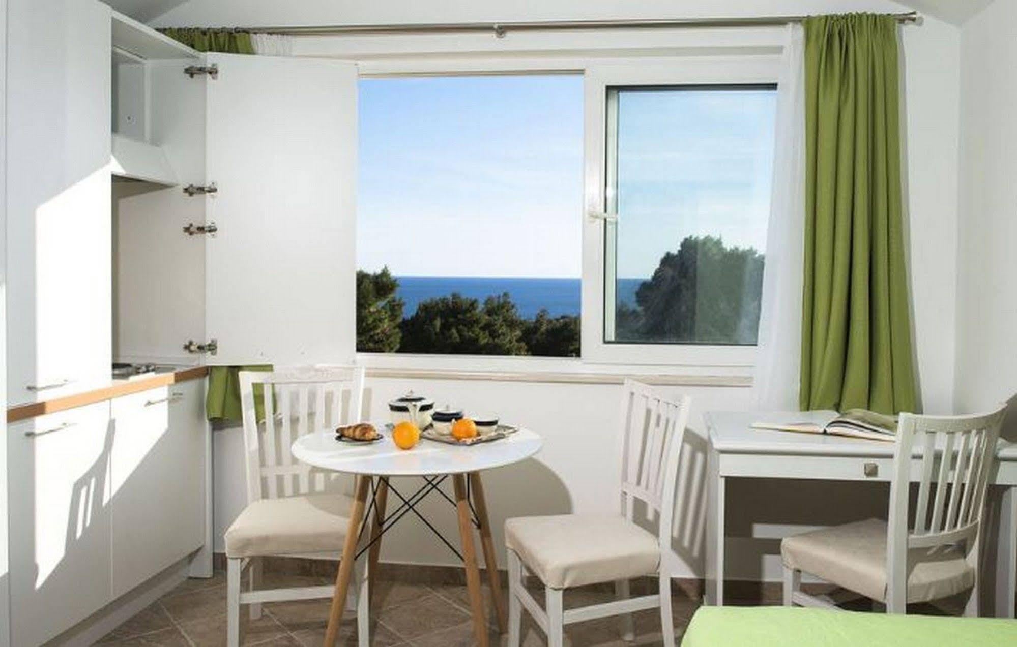 Apartments Milka & Miho Dubrovnik Exterior photo